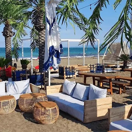شقة Cosy Sea View With Terrace 2 Min From Lazur *